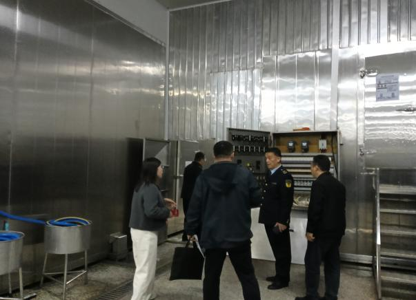 安全管理部門對健達(dá)公司進(jìn)行安全隱患問題復(fù)查工作