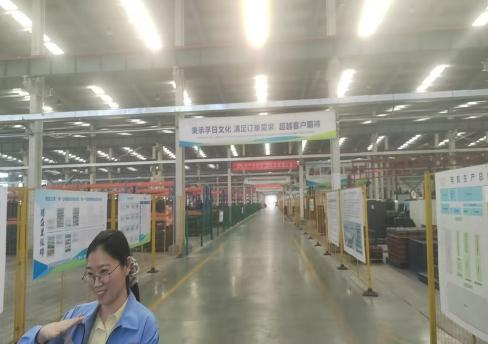 公司李總帶隊參觀孚日集團(tuán)機(jī)電車間